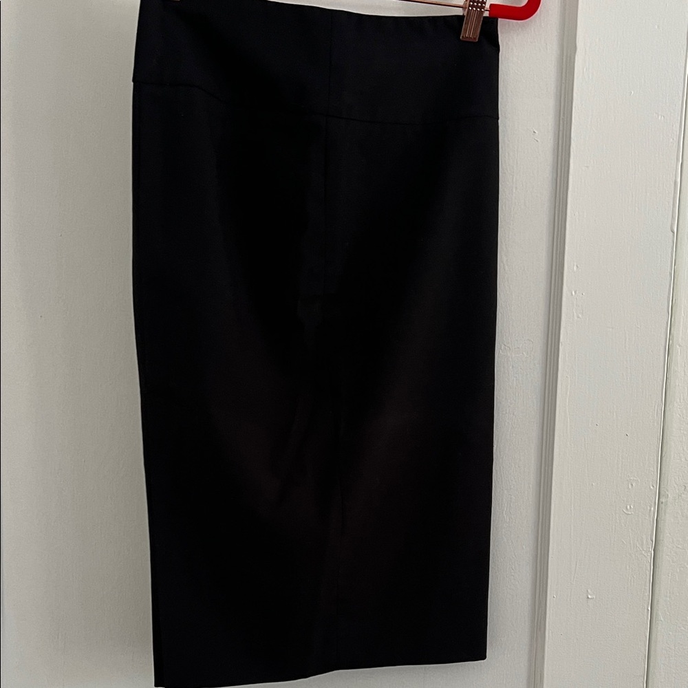 Zara Elegant Black Pencil Skirt with Side Slit